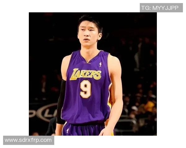 孙悦的篮球传奇之路：从青涩少年到国家队核心的成长历程与奋斗故事