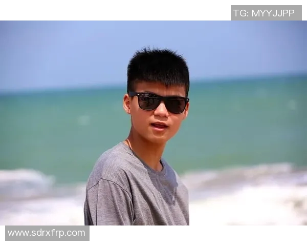 李晓旭的奋斗历程与篮球梦想如何改变了他的生活轨迹 李晓旭的奋斗历程与篮球梦想如何改变了他的生活轨迹