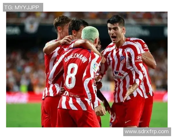 格拉纳达主场迎战马洛卡争夺西甲宝贵积分的精彩对决 格拉纳达主场迎战马洛卡争夺西甲宝贵积分的精彩对决