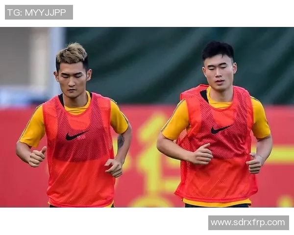 楚阿梅尼的崛起与挑战:年轻球员在足球世界中的奋斗历程与未来展望 楚阿梅尼的崛起与挑战:年轻球员在足球世界中的奋斗历程与未来展望