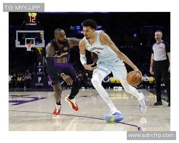 湖人对阵马刺精彩对决比分揭晓全场亮点回顾与分析