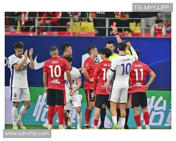 上港与墨尔本对决时间揭晓球迷期待精彩赛事来临 上港与墨尔本对决时间揭晓球迷期待精彩赛事来临