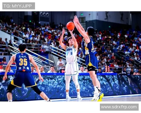 CBA季前赛青岛对阵广东精彩直播全程回顾与赛后分析 CBA季前赛青岛对阵广东精彩直播全程回顾与赛后分析