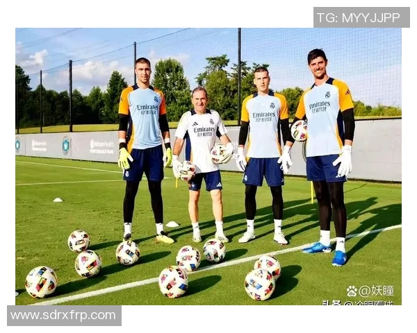 库尔图瓦的辉煌之路：从青涩少年到世界顶级门将的成长历程