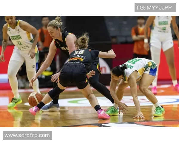 洛杉矶火花与达斯拉的精彩对决揭示女篮新格局与未来发展潜力