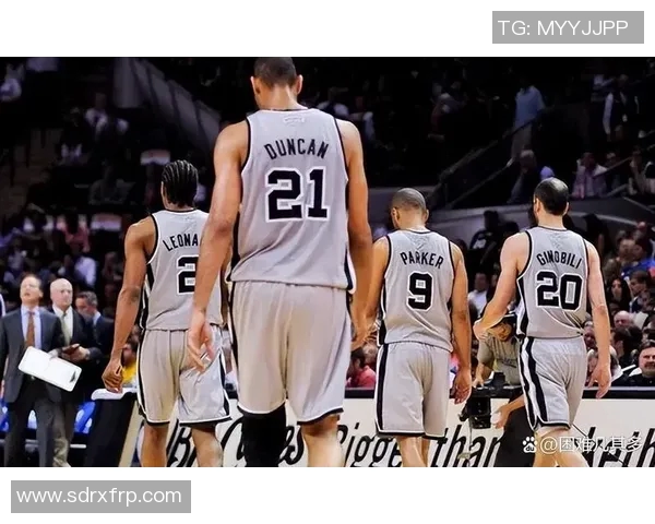 热火与马刺总决赛巅峰对决回顾精彩瞬间与经典时刻解析